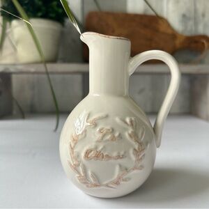 🌴Pier 1 Tuscan Oil Pitcher